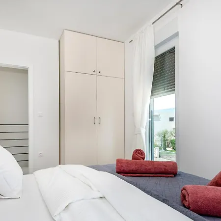 3 Bedroom Cozy In Feriehus *