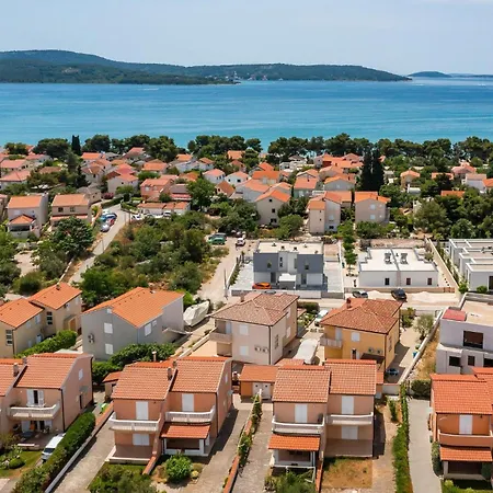 Holiday home 3 Bedroom Cozy In Jadrija
